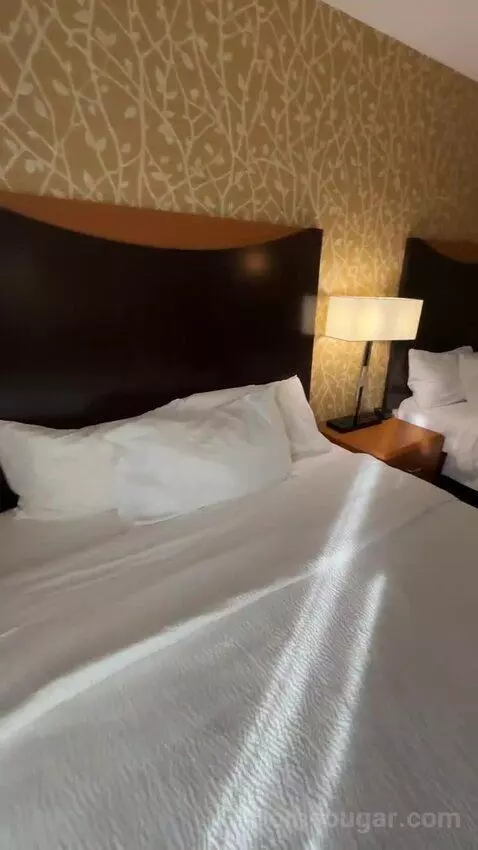 Queen Room with Two Queen Beds (#205) bed picture #3
