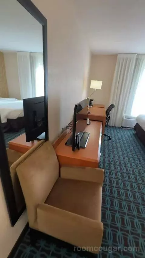 Queen Room with Two Queen Beds (#205) picture #9