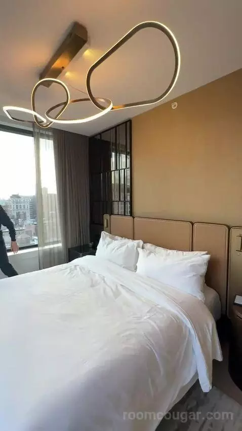 Nomad One-Bedroom King Suite - Low Floor (#2410) bed picture #7