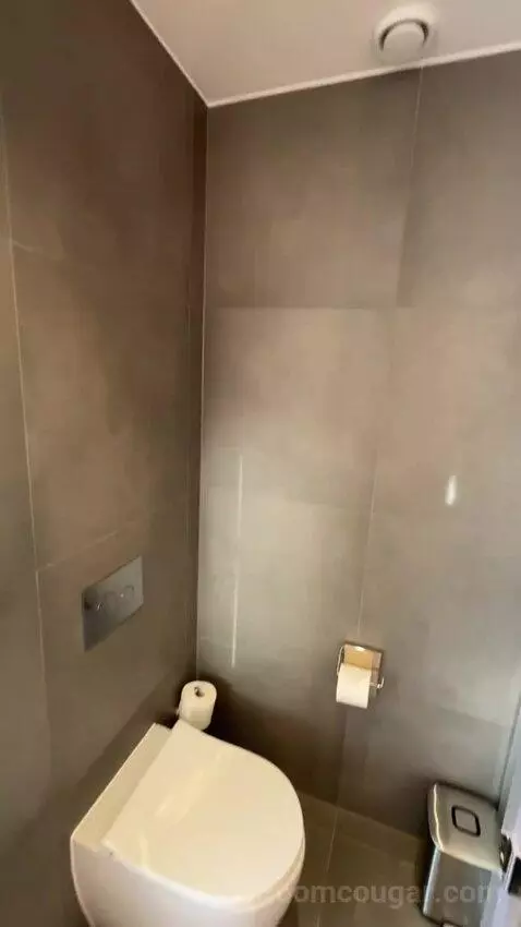 Cool Corner with Terrace, Suite, 1 King (#871) bathroom picture #10