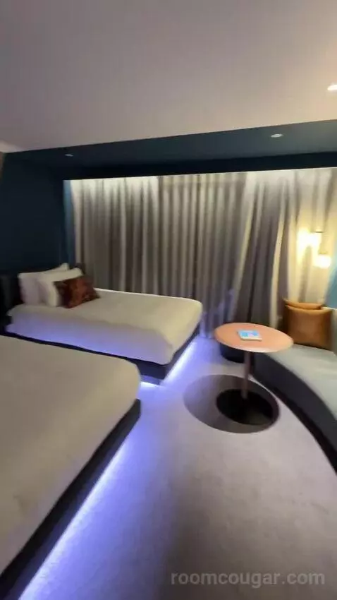 Wonderful Double Room with Two Double Beds (#566) bed picture #3