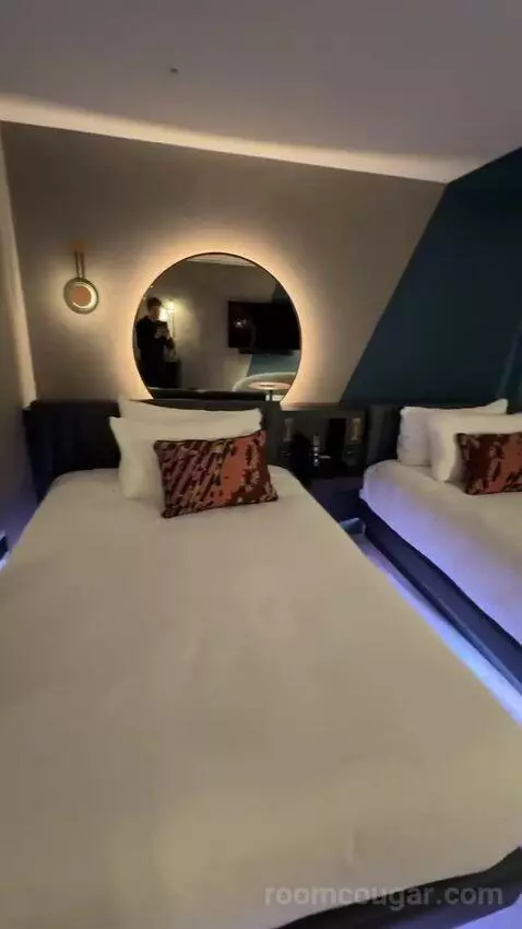 Wonderful Double Room with Two Double Beds (#566) bed picture #8