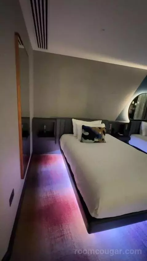 Fabulous Room, Guest Room, 2 Double, Balcony (#818) picture #6