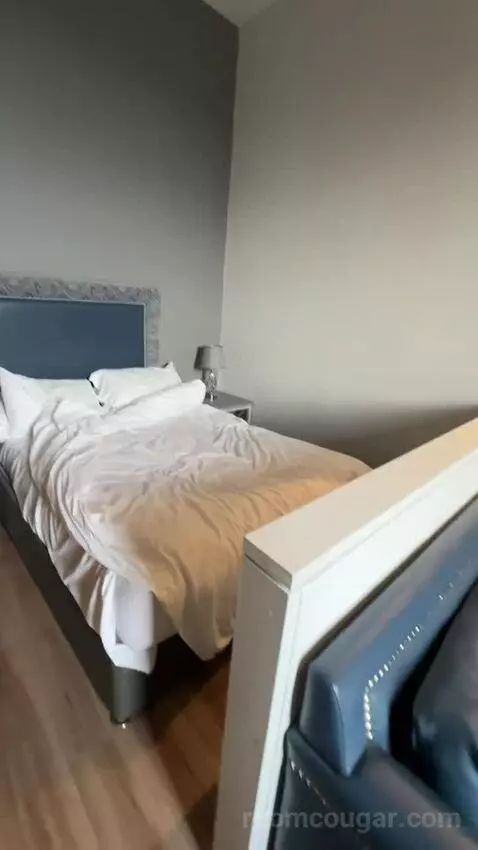 Studio Apartment, 1 King (#13) bed picture #7