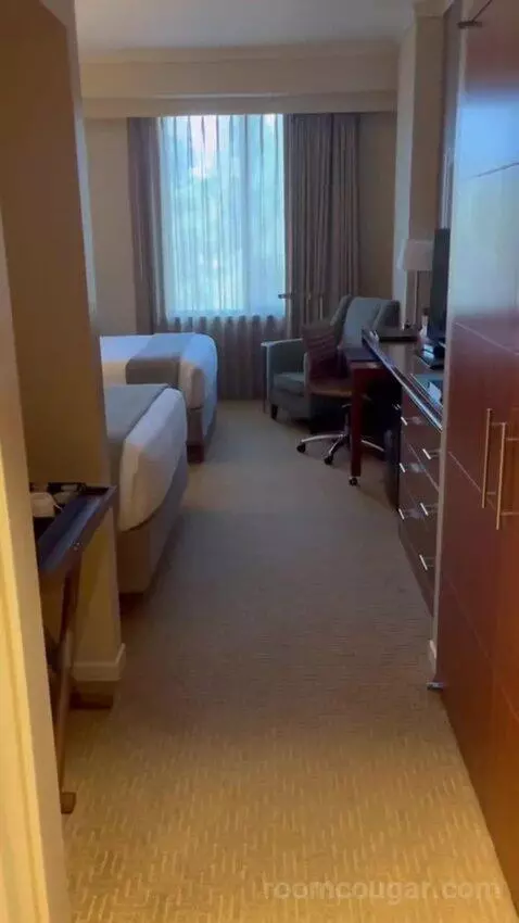 Queen Room with Two Queen Beds bed picture #1