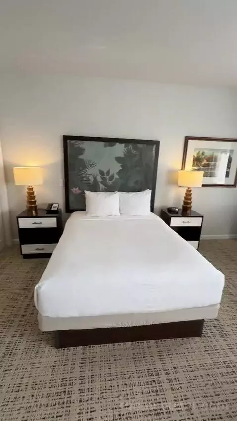 Studio, Queen Bed, Sofa Bed, ADA (#519) bed picture #4