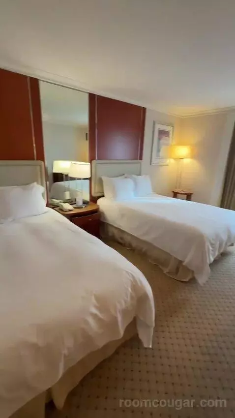 2 Double Beds, Standard Room, City View (#1118) bed picture #3