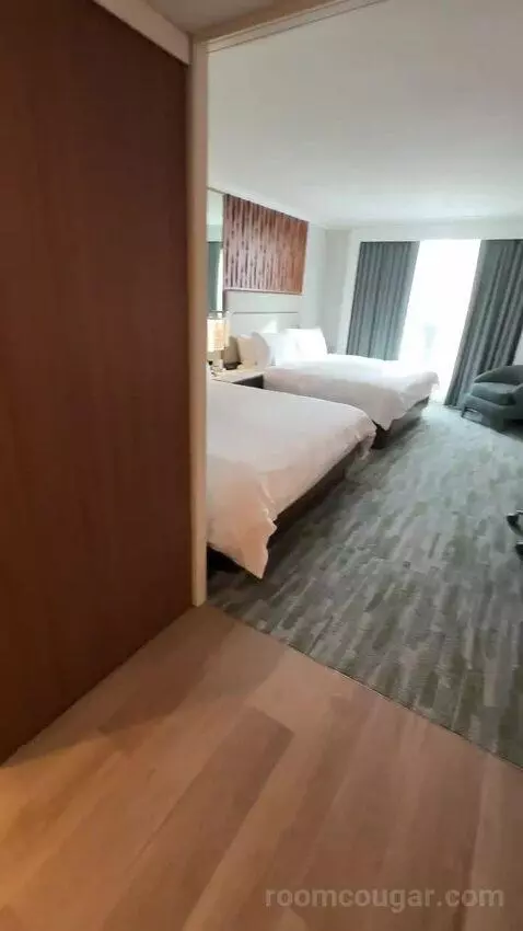 2 King, Renovated, City View (#1507) bed picture #1