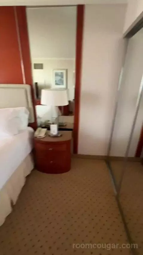 Gaslamp Suite (#2003) bed picture #7