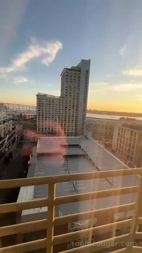 Gaslamp Suite (#2003) view picture #7