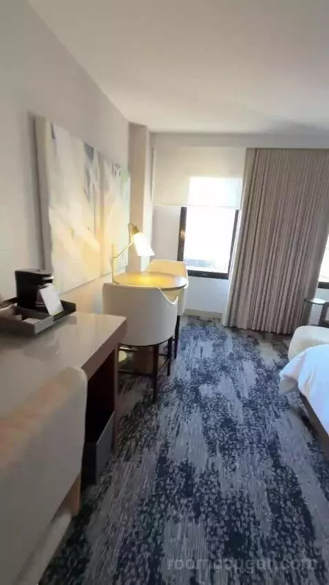 Deluxe, Guest Room, 2 Double, City View, Balcony picture #15