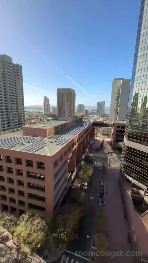 Deluxe, Guest Room, 2 Double, City View, Balcony view picture #9