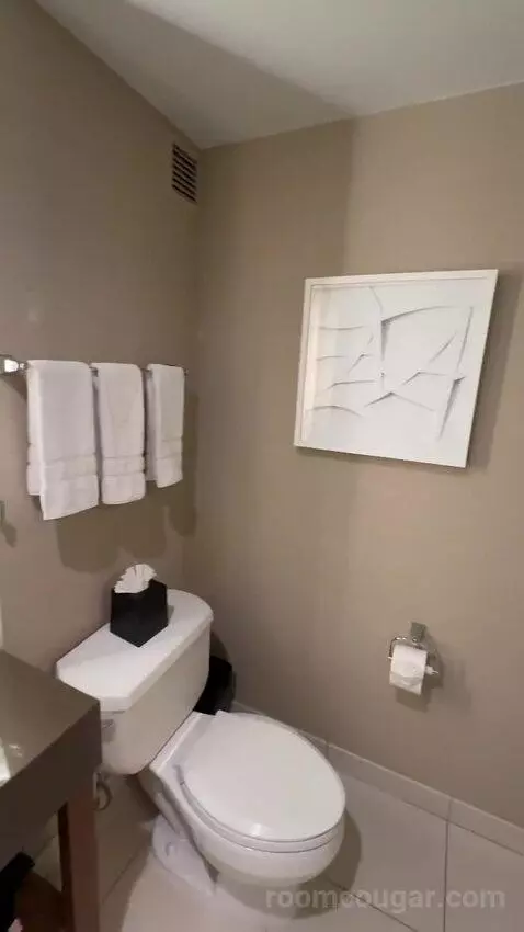 Deluxe, Guest Room, 2 Double, City View, Balcony picture #4