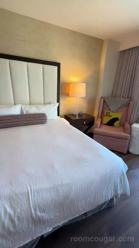 King Room with Sunset View (#920) bed picture #10