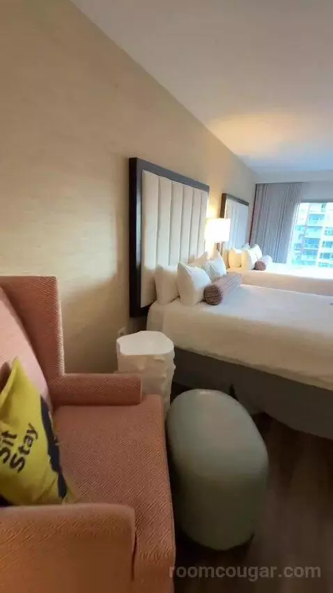 Queen Room with Two Queen Beds (#504) bed picture #4