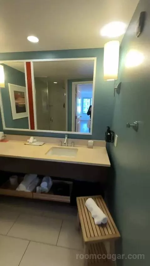 Premium Queen Room with Two Queen Beds and Village View (#804) bathroom picture #6