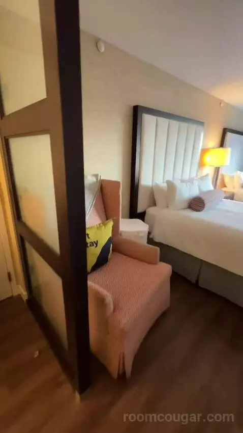 Premium Queen Room with Two Queen Beds and Village View (#804) bed picture #4