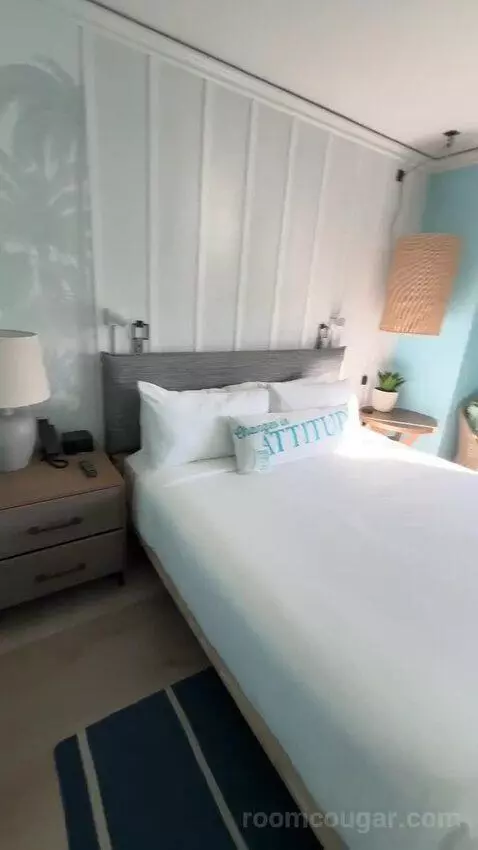 Standard King (#1016) bed picture #7