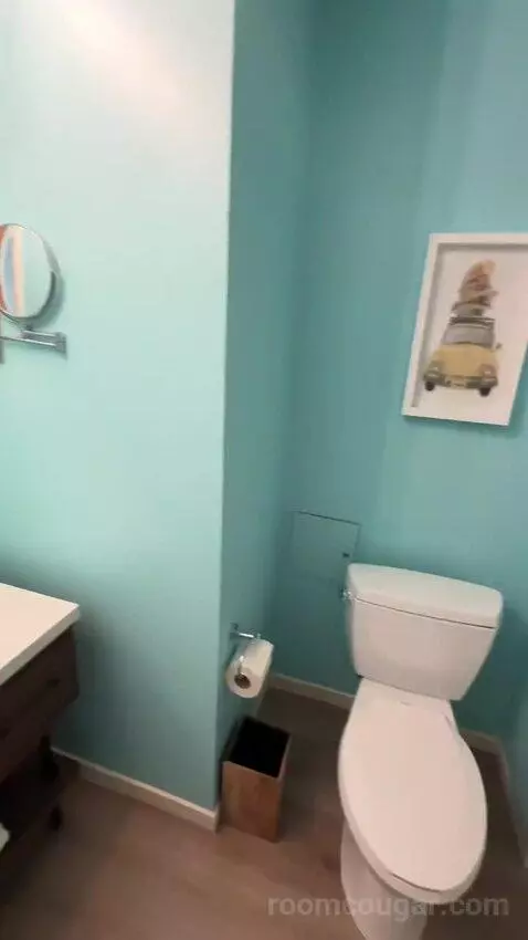 Standard King (#1016) bathroom picture #7