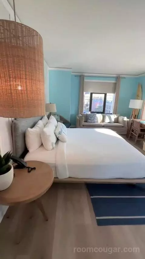 Premium King Spa Corner (#634) bed picture #1