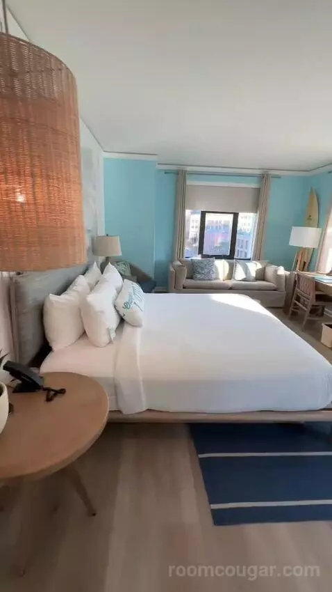 Premium King Spa Corner (#634) bed picture #2