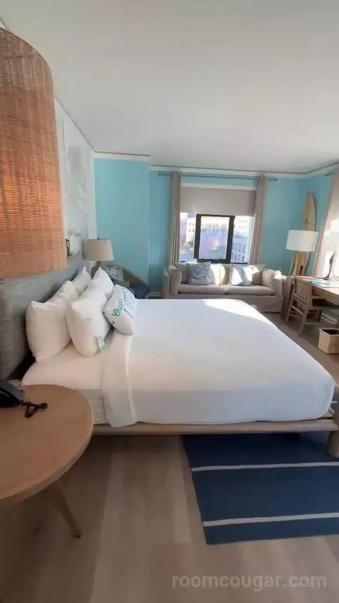 Premium King Spa Corner (#634) bed picture #3