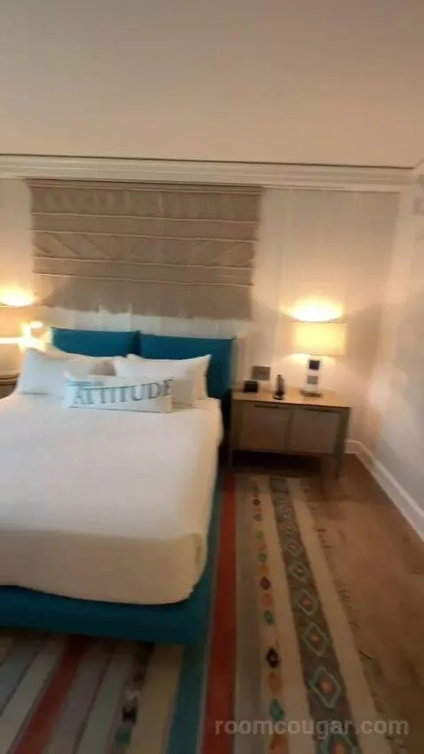 Nothing But Breeze Suite (#427) bed picture #9