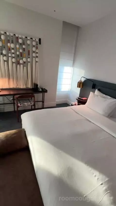 King Room with City View (#1906) bed picture #7