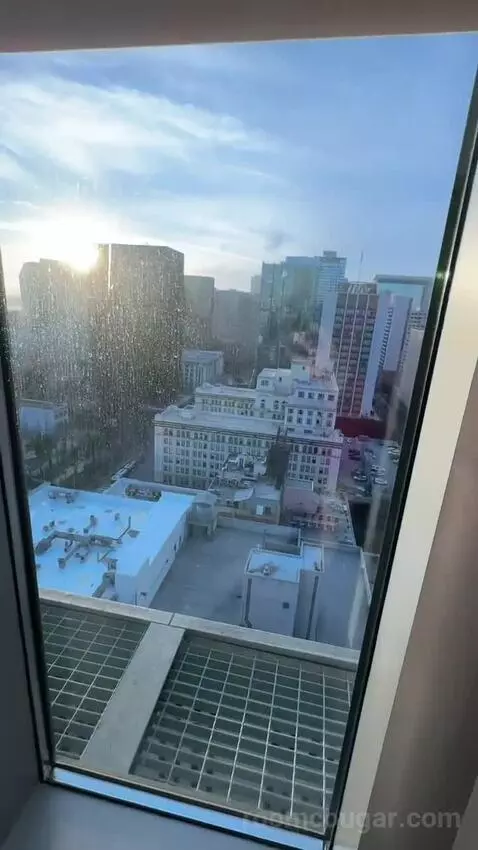 King Room with City View (#1906) view picture #2