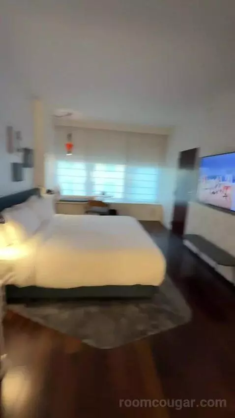 King Room (#1202) bed picture #5