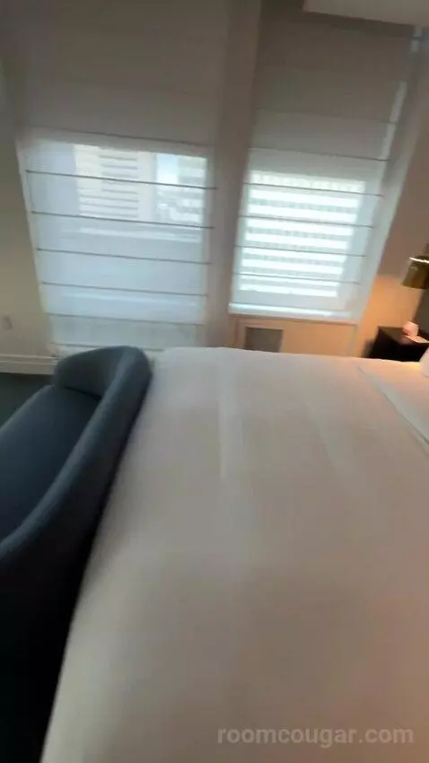 Premium King Room with Balcony and City View (#1805) bed picture #11