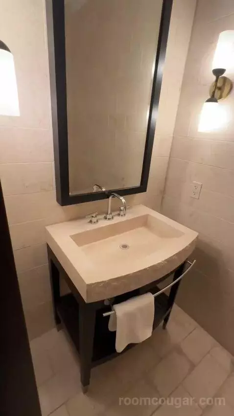 One-Bedroom Spa Suite with Tub (#809) bathroom picture #1