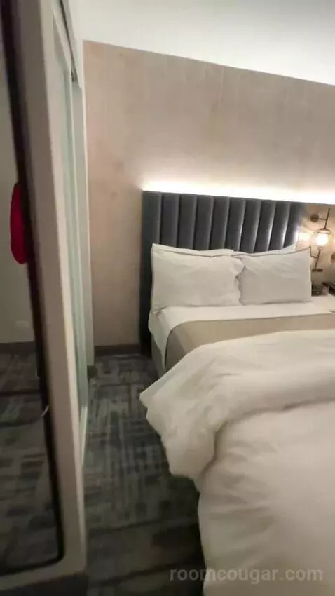 Double Room with Two Double Beds and City View (#821) bed picture #2