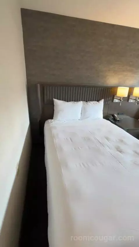 Premier Double Room with Two Double Beds (#166) bed picture #2