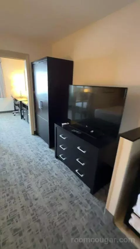 Suite with Two Double Beds and One Bunk Bed (#324) bed picture #5
