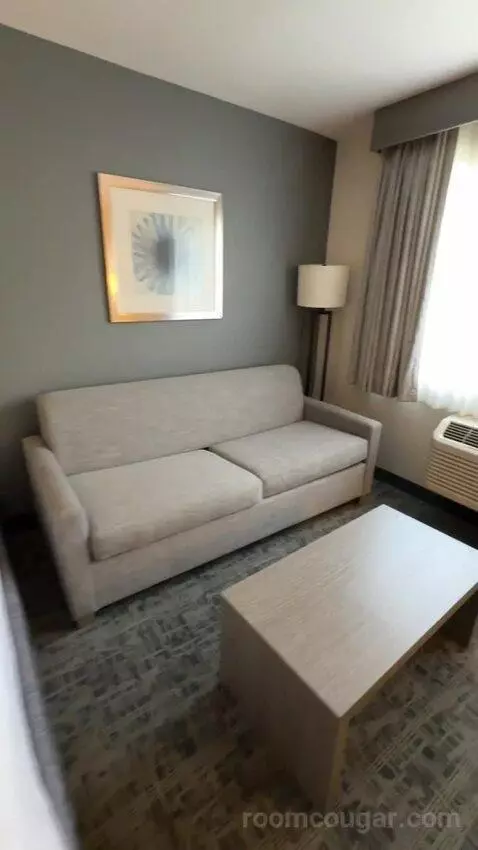 Queen Room with Two Queen Beds and Sofa Bed (#329) bed picture #8