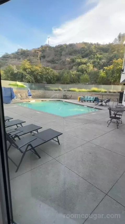 King Room (#127) view picture #8