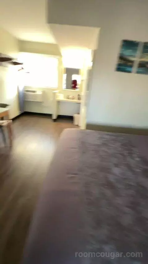 Queen Room with Two Queen Beds (#119) bed picture #7
