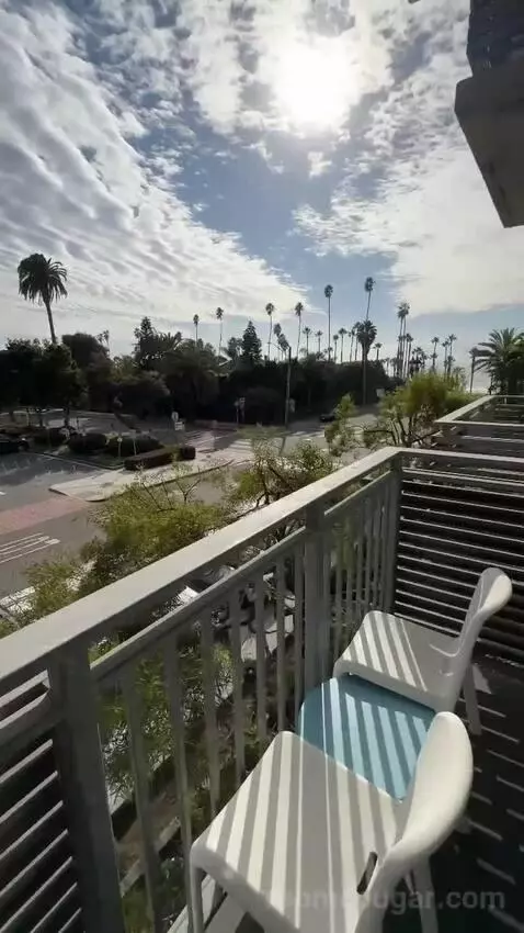 King, Balcony, Partial Ocean View (#212) view picture #5