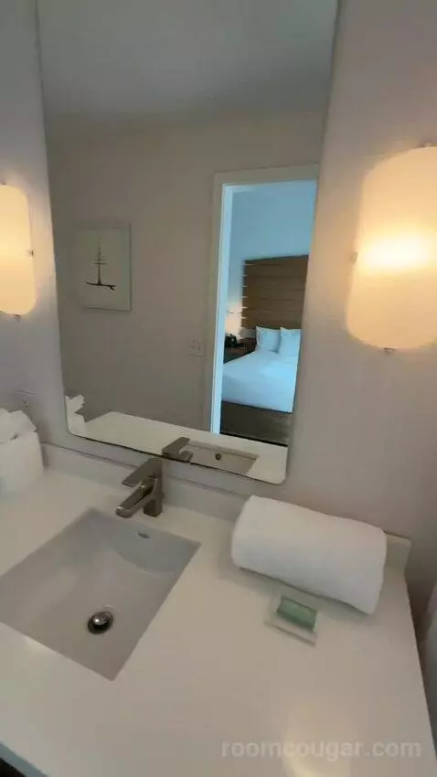 Queen Studio with Balcony (#309) bathroom picture #6