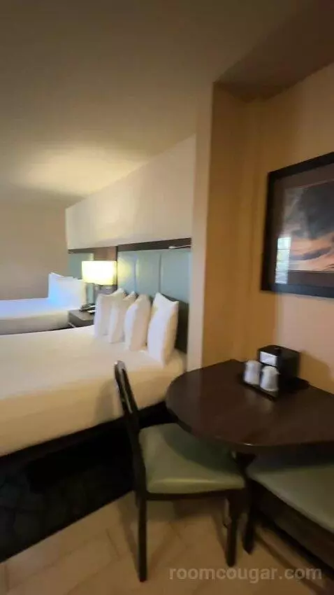 Queen Room with Two Queen Beds - Kitchenette (#243) bed picture #1