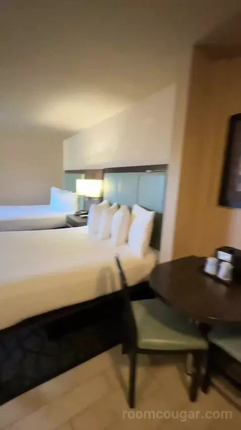 Queen Room with Two Queen Beds - Kitchenette (#243) bed picture #6
