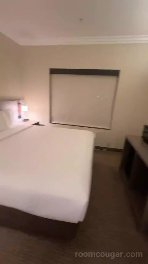 Junior Suite, 1 King Bed, Sofa Bed (#115) bed picture #6