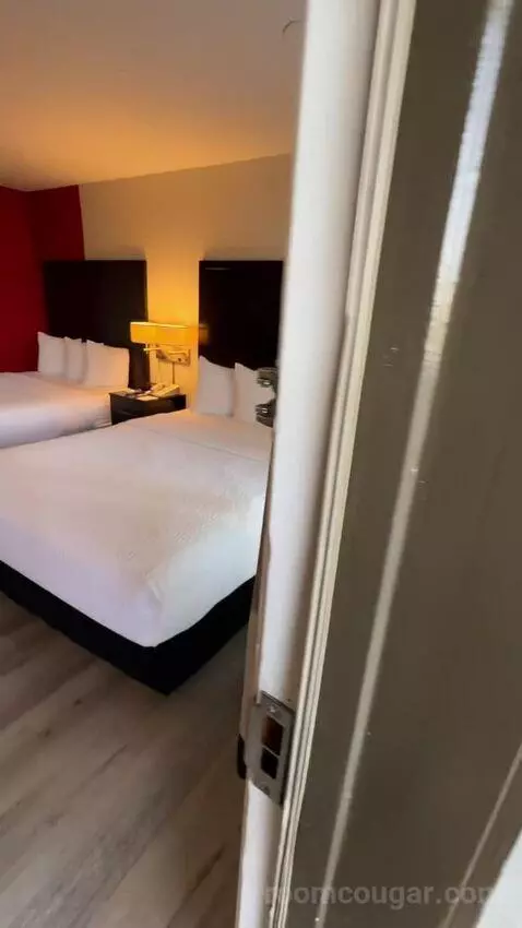 Queen Room with Two Queen Beds (#113) picture #2