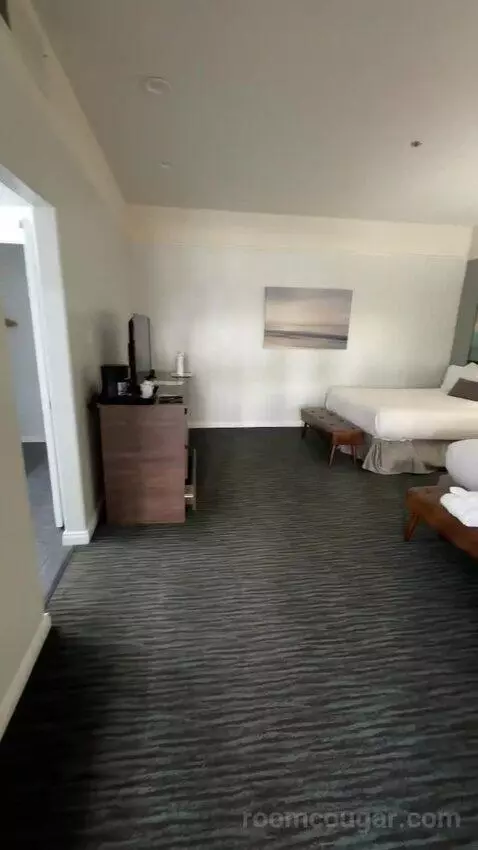 Queen Room with Two Queen Beds (#105) bed picture #1