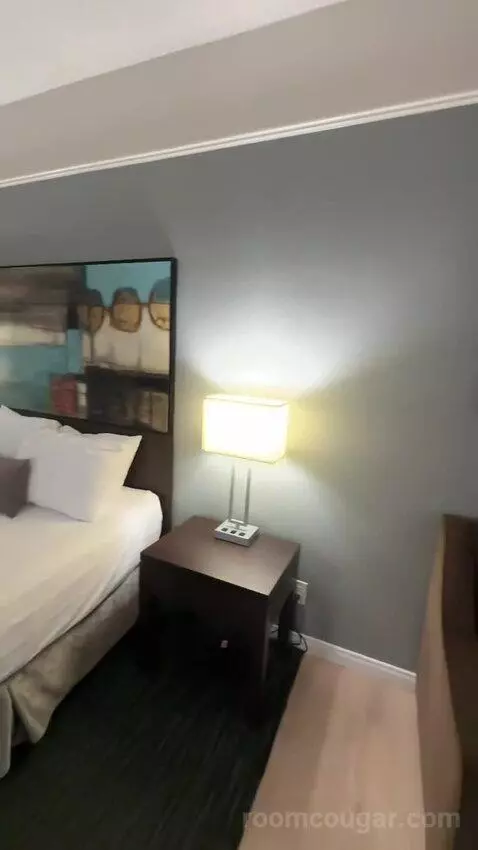 Queen Room with Two Queen Beds (#105) bed picture #2