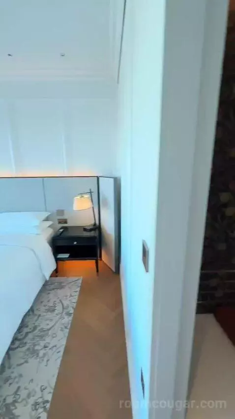 King Room with River View (#1209) bed picture #8
