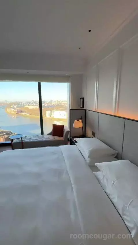 King Room with River View (#1209) bed picture #10