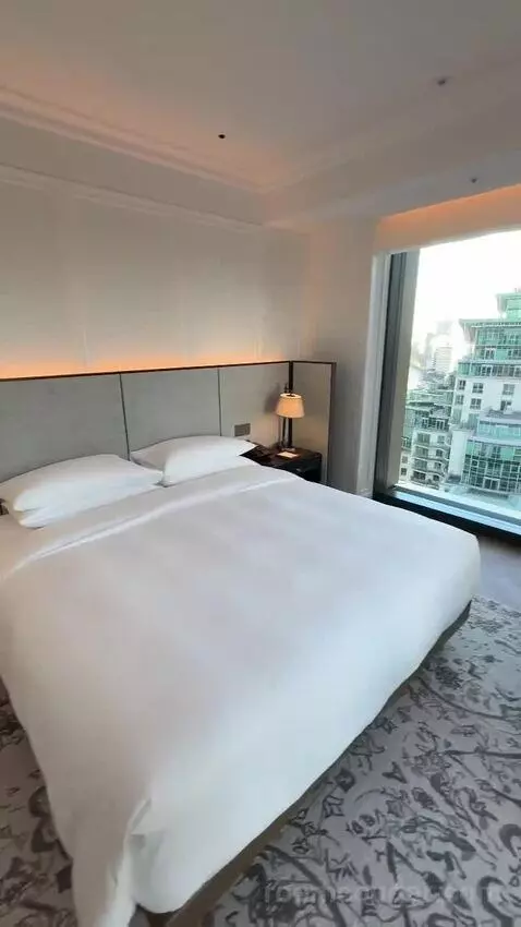 King Room (#1201) bed picture #2