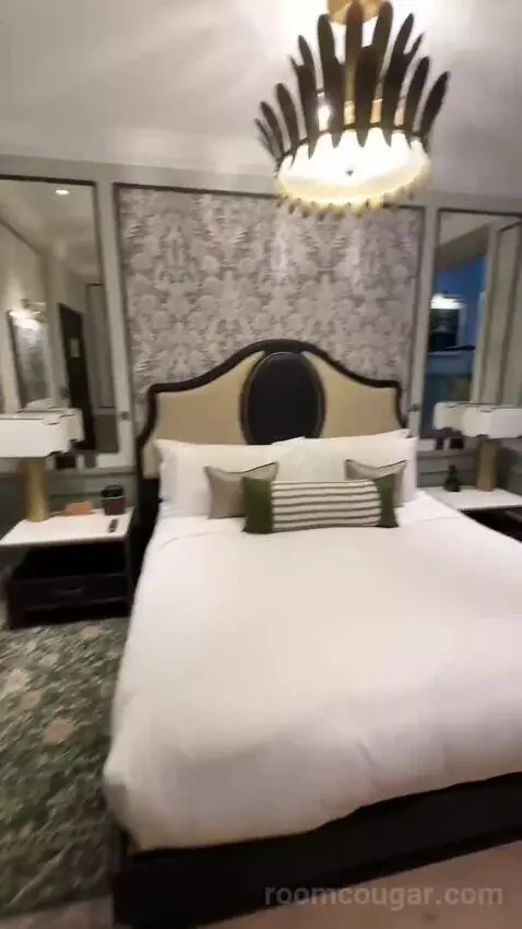Garden Suite bed picture #12